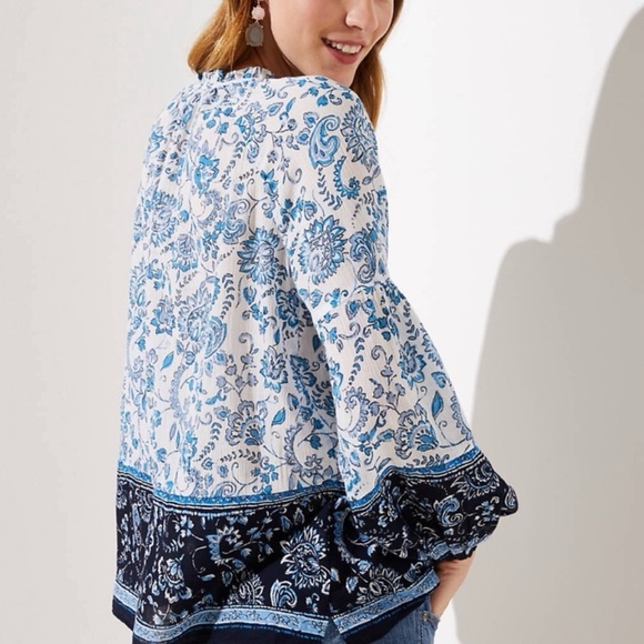 LOFT Peasant Top Women’s SP Flowing Soft & Cool EUC Blue & White Floral Bordered - Picture 2 of 9